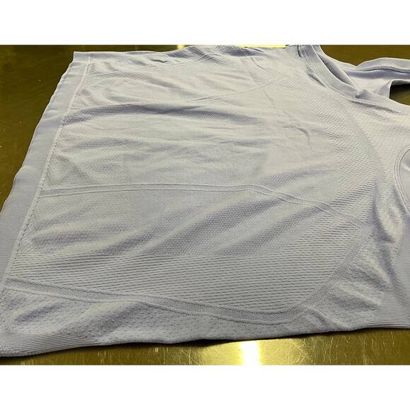 Women's Athleta Momentum 1X Fitted Lilac Racer Back Tank Hip Length XT2 Tech - Picture 8 of 9